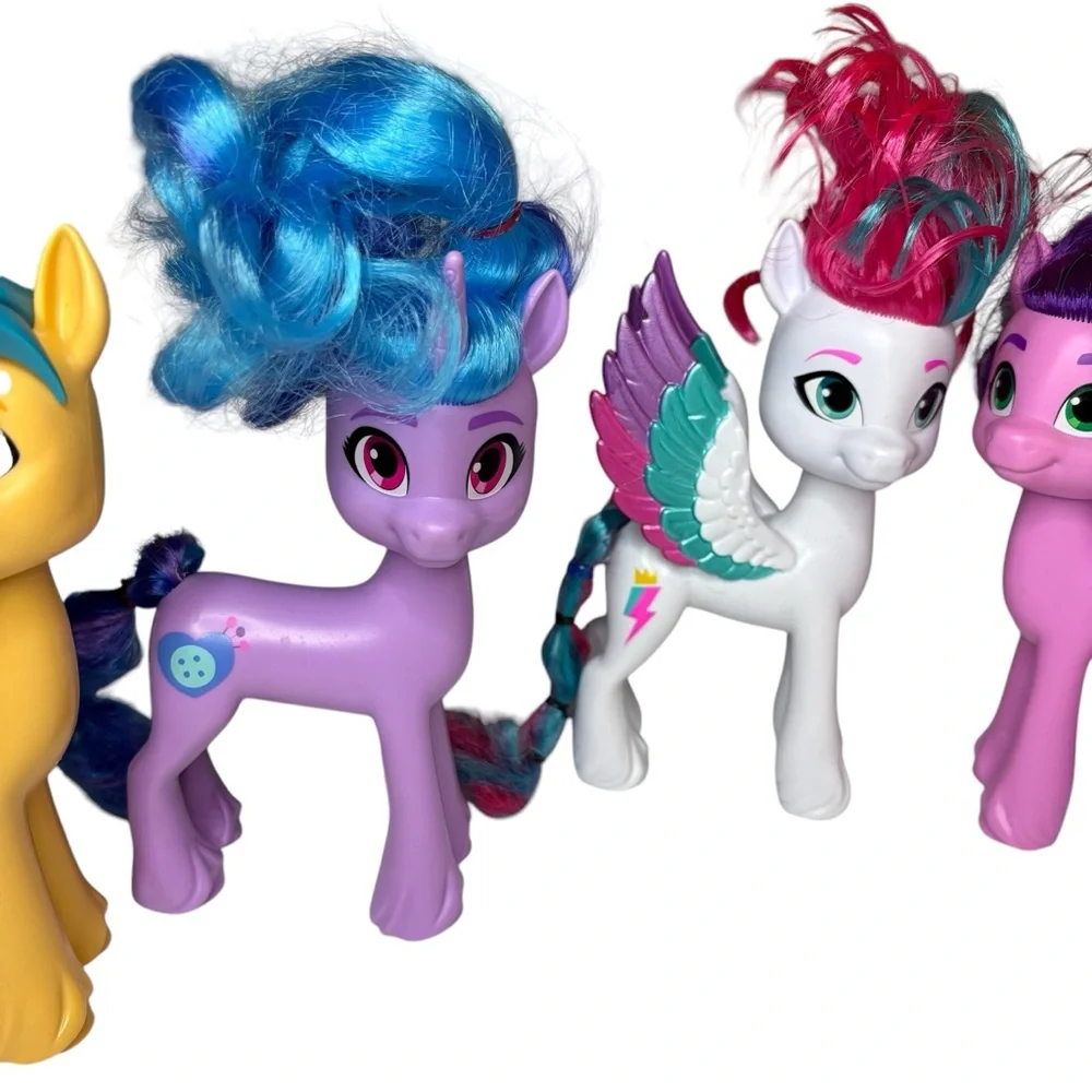 My Little Pony Shining Adventures Collection Figures